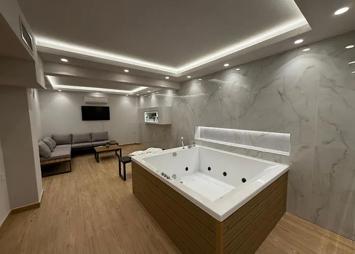 Velvet Aura Jacuzzi *
